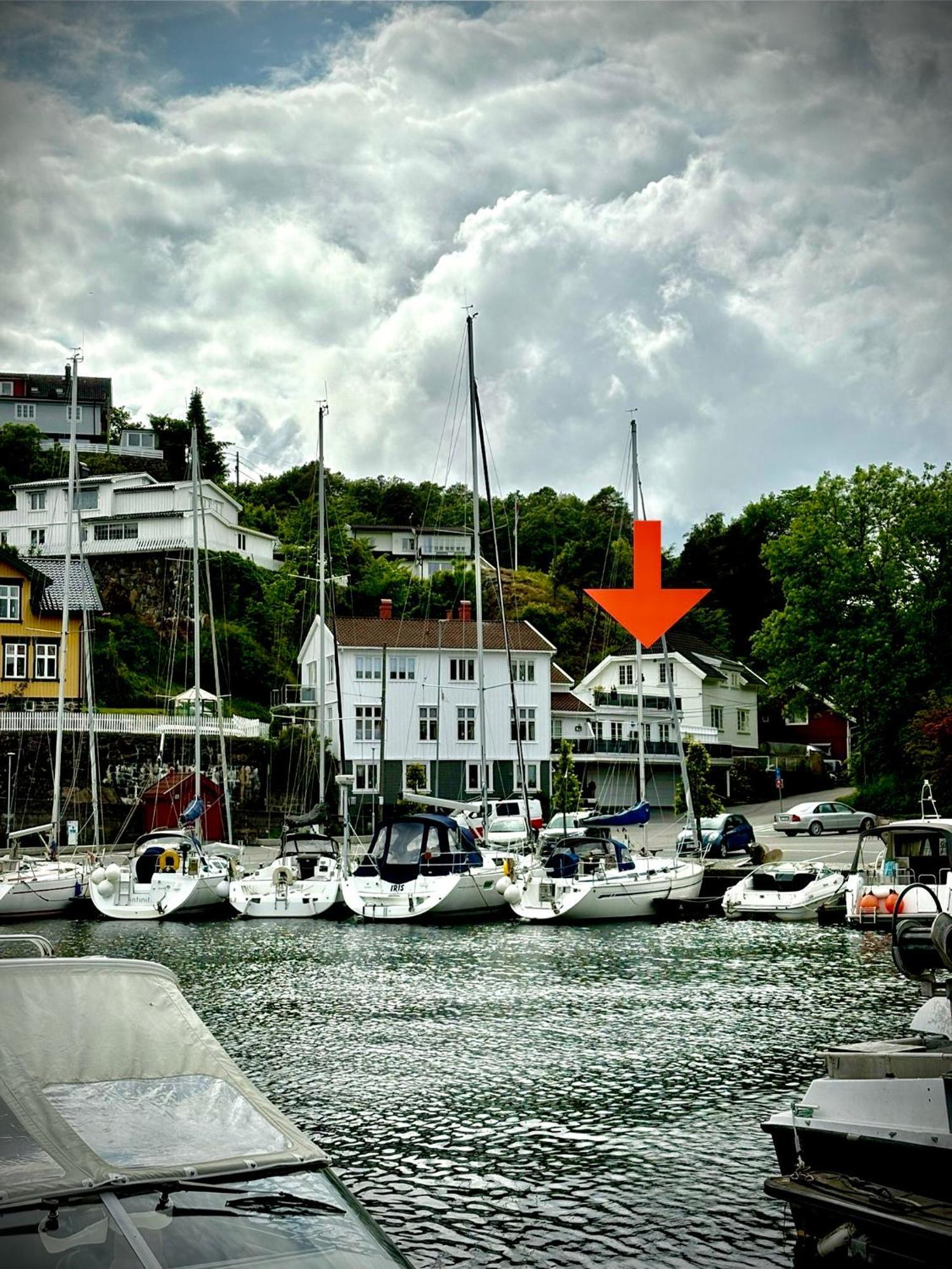 Fin Leilighet, Sentralt Og Sjonaert,Med Parkering Arendal Exterior foto
